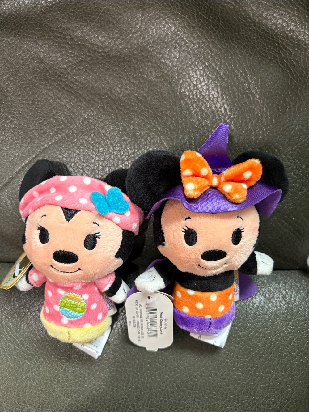 Hallmark itty bitty plush Minnie Mouse in Halloween and spring